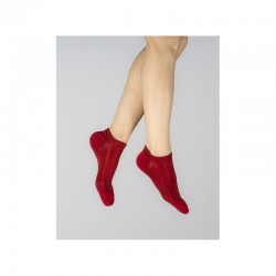 Socquettes femme invisibles en soie rouge -Berthe aux grands pieds