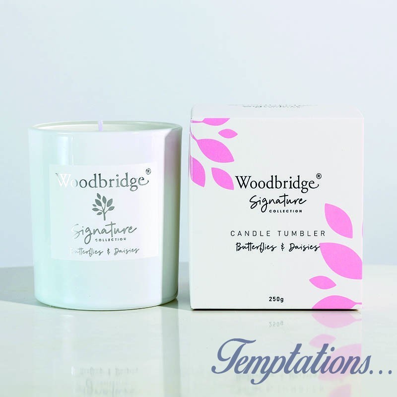Bougie parfumée Marguerites & Papillons/Butterflies on Daisies 250g- Woodbridge Collection Signature